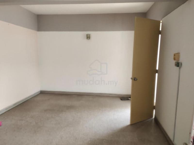 2-storey Terraced House for Sale in Island Glades (Jelutong) - Eric Boh - Interior - PropertyGuru.com.my