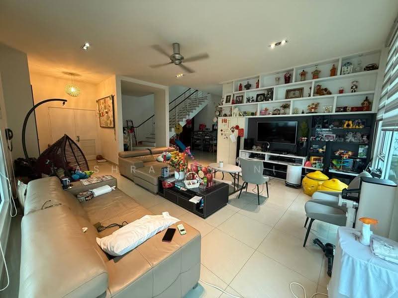 Bungalow House for Sale in Cyberjaya (Selangor) - Ashraff Daniel - Living Room - PropertyGuru.com.my
