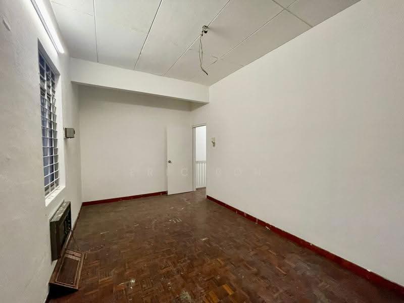 Semi-Detached House for Sale in Island Glades (Jelutong) - Eric Boh - Interior - PropertyGuru.com.my