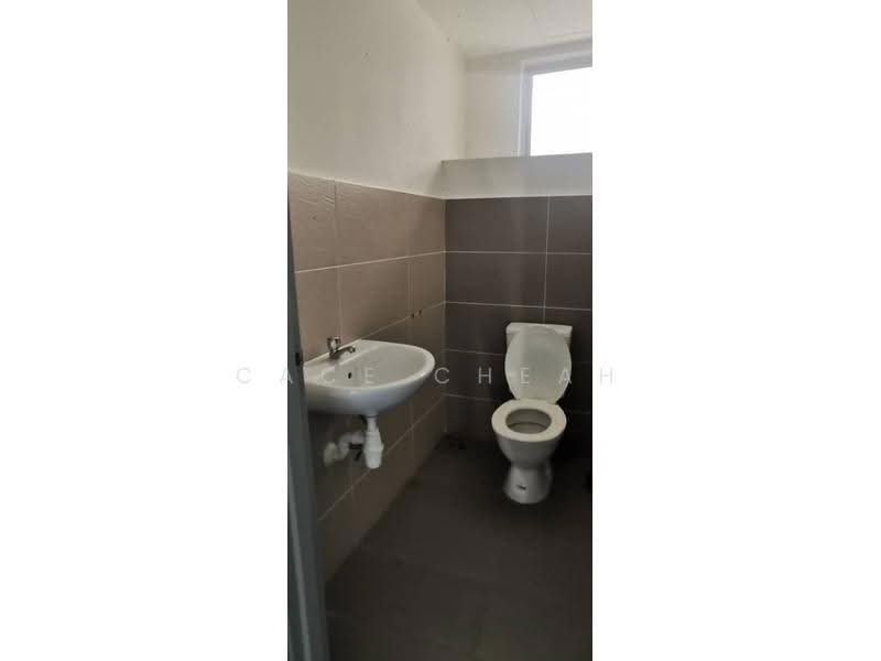 Kedai untuk Disewa di Iskandar Puteri (Nusajaya) (Johor) - Cace Cheah - Bathroom - PropertyGuru.com.my
