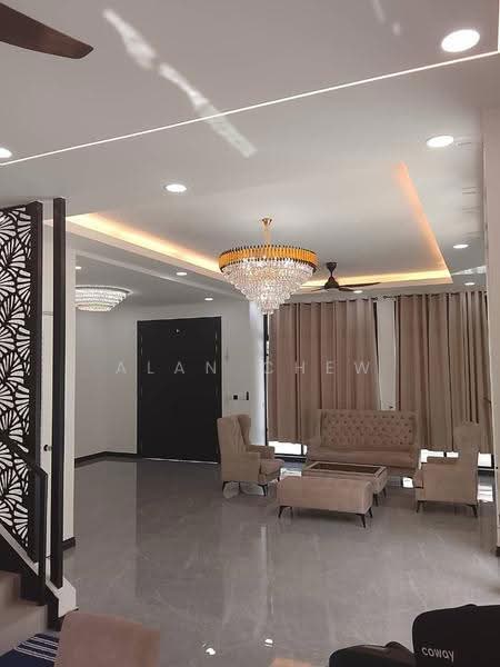 Rumah Berkembar untuk Dijual di Setia Tropika (Johor Bahru) - Alan Chew - Living Room - PropertyGuru.com.my