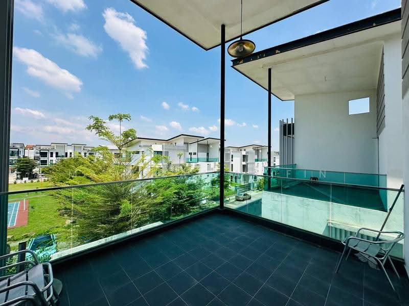 Semi-Detached House for Sale in Taman Villa Perdana (Kajang) - Masnizah Arifin - Balcony - PropertyGuru.com.my