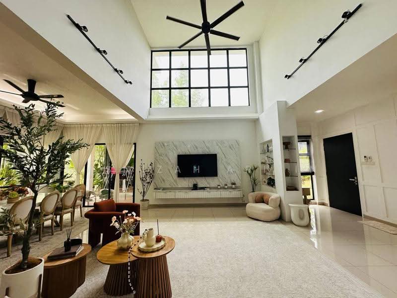 Semi-Detached House for Sale in Taman Villa Perdana (Kajang) - Masnizah Arifin - Living Room - PropertyGuru.com.my