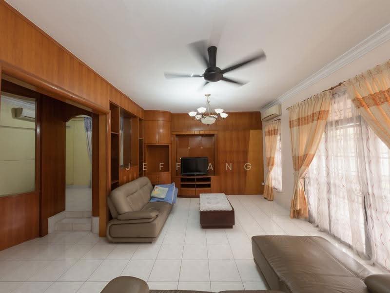 Rumah Berkembar untuk Dijual di Taman Perling (Perling) - Jeff Ang - Living Room - PropertyGuru.com.my