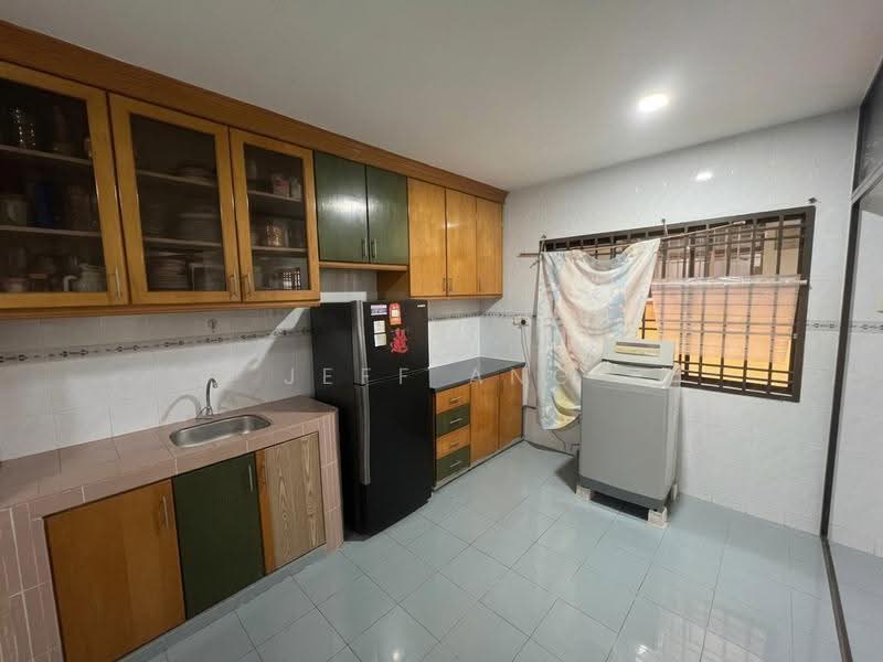 Rumah Berkembar untuk Dijual di Taman Perling (Perling) - Jeff Ang - Kitchen - PropertyGuru.com.my