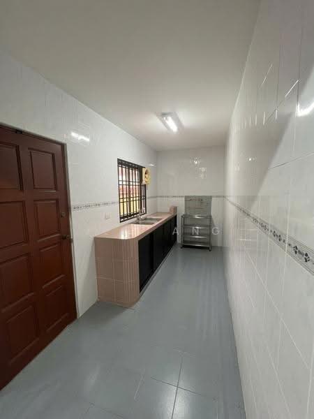 Rumah Berkembar untuk Dijual di Taman Perling (Perling) - Jeff Ang - Kitchen - PropertyGuru.com.my