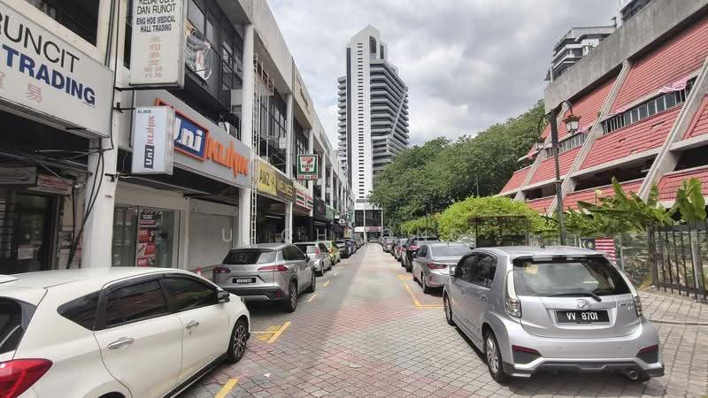 Shop / Office untuk Dijual di Taman Tun Dr Ismail (Kuala Lumpur) - U Cheong - Exterior - PropertyGuru.com.my