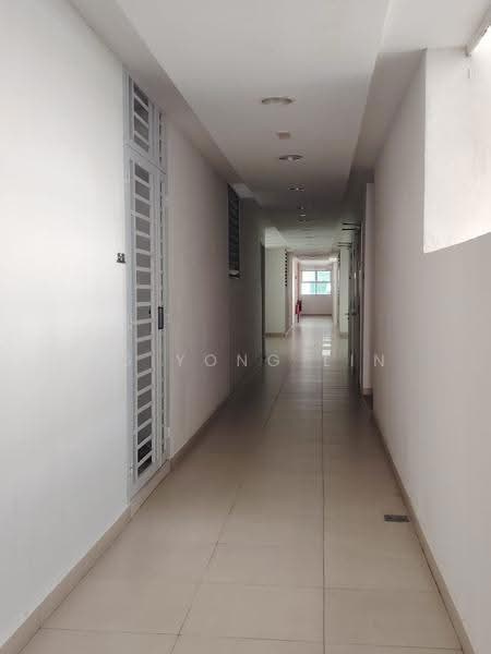 Kediaman Servis untuk Disewa di Wave @ Marina Cove - Ng Yong Lin - Corridor - PropertyGuru.com.my