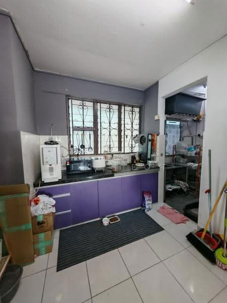 Rumah Flat untuk Dijual di Flat Taman Ungku Tun Aminah - Miki Teoh - Kitchen - PropertyGuru.com.my