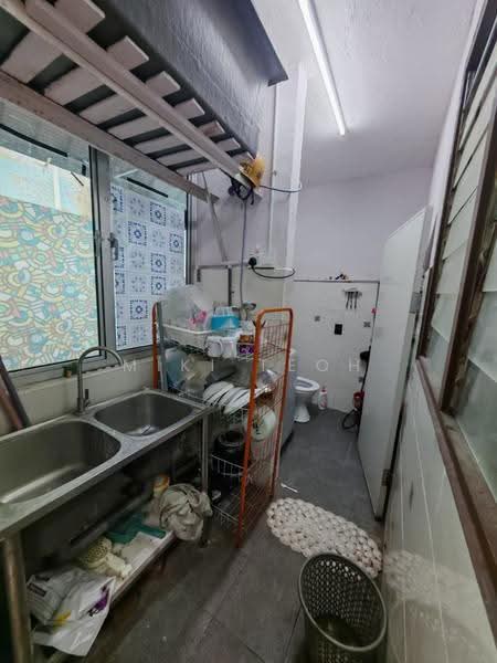 Rumah Flat untuk Dijual di Flat Taman Ungku Tun Aminah - Miki Teoh - Kitchen - PropertyGuru.com.my
