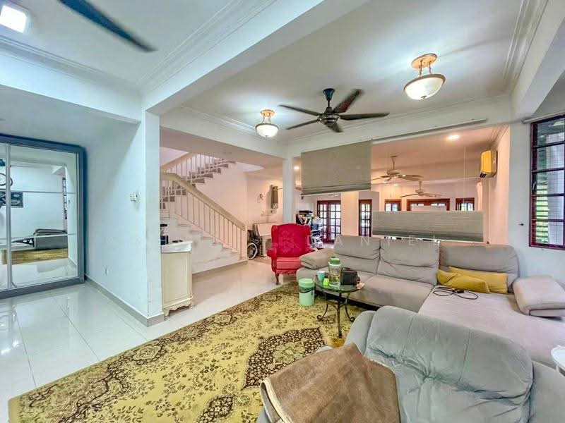 Rumah Teres 2-Tingkat untuk Dijual di SS19 (Subang Jaya) - Ashraff Daniel - Living Room - PropertyGuru.com.my