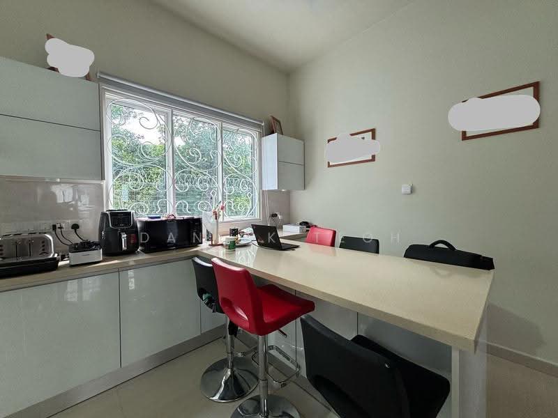 Bungalow House untuk Dijual di Batu Ferringhi (Penang) - Danick Teoh - Kitchen - PropertyGuru.com.my