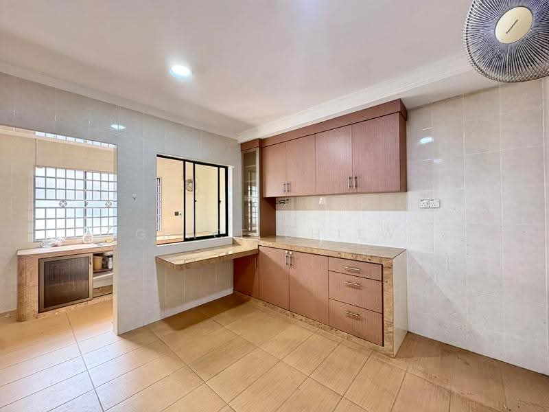 Rumah Teres 2-Tingkat untuk Disewa di Taman Johor Jaya (Johor Bahru) - Grace Chiew - Kitchen - PropertyGuru.com.my