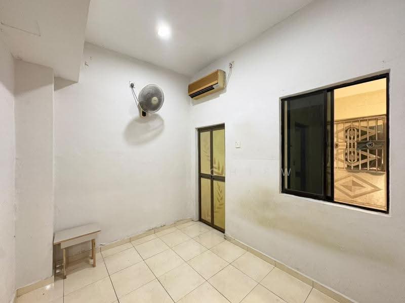 Rumah Teres 2-Tingkat untuk Disewa di Taman Johor Jaya (Johor Bahru) - Grace Chiew - Interior - PropertyGuru.com.my