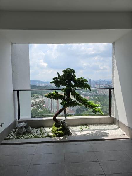 Kondominium untuk Dijual di Aetas Damansara - Roy Khaw - Balcony - PropertyGuru.com.my