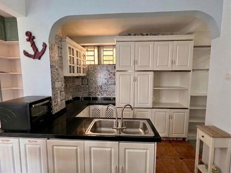Kondominium untuk Dijual di Surin Condominium - Danick Teoh - Kitchen - PropertyGuru.com.my