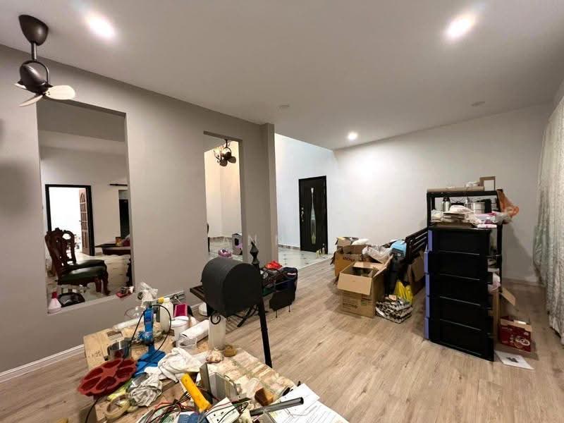 Semi-Detached House for Sale in Taman Pelangi Indah (Ulu Tiram) - Ann . - Living Room - PropertyGuru.com.my