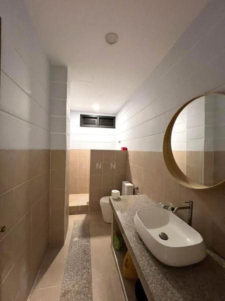 Semi-Detached House for Sale in Taman Pelangi Indah (Ulu Tiram) - Ann . - Bathroom - PropertyGuru.com.my