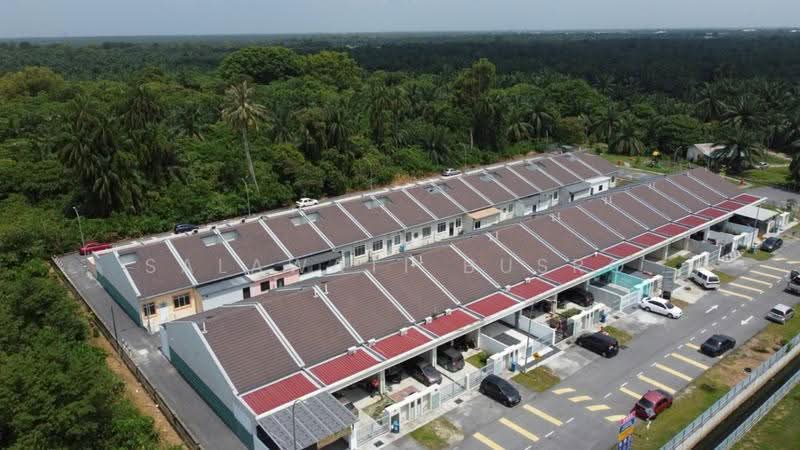 Tanah Kediaman untuk Dijual di Telok Panglima Garang (Selangor) - Salawati Busro - Exterior - PropertyGuru.com.my