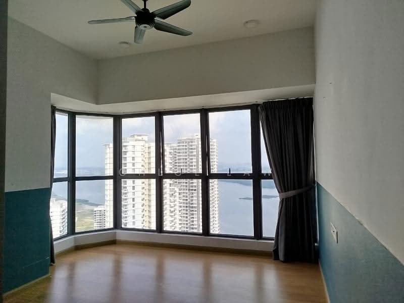 Condominium for Sale at Royal Strand @ Country Garden Danga Bay - Chloe Law - Living Room - PropertyGuru.com.my