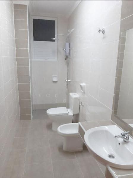 Rumah Teres untuk Disewa di Shah Alam (Selangor) - Teck Meng Lok - Bathroom - PropertyGuru.com.my