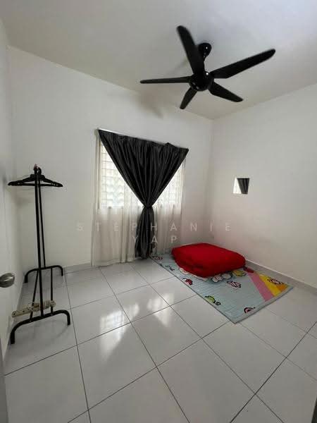 Townhouse for Rent in Bandar Botanic (Klang) - Stephanie Yap - Bedroom - PropertyGuru.com.my