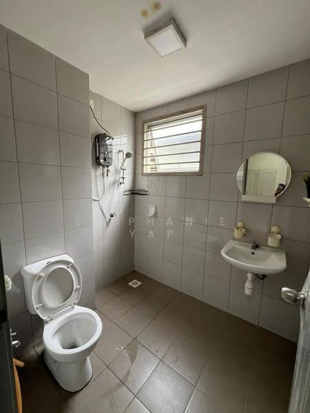 Townhouse for Rent in Bandar Botanic (Klang) - Stephanie Yap - Bathroom - PropertyGuru.com.my