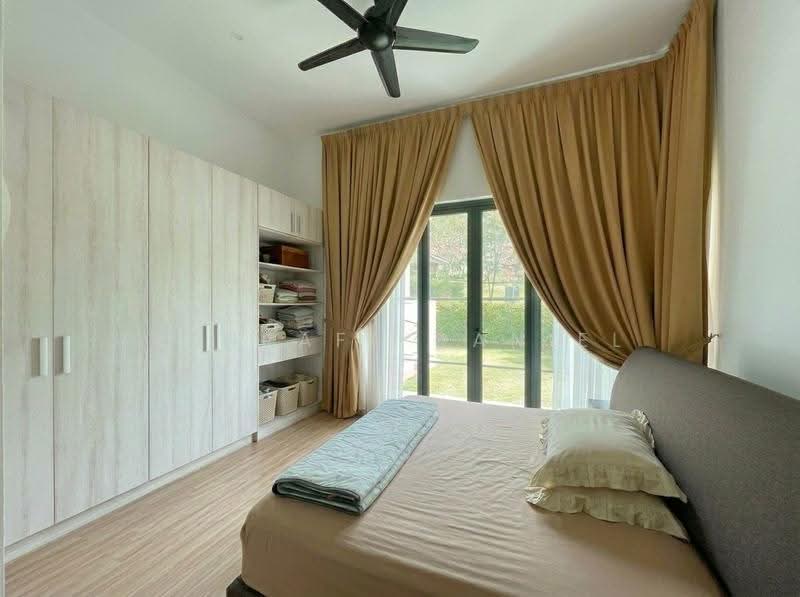 Bungalow House for Sale in Cyberjaya (Selangor) - Ashraff Daniel - Bedroom - PropertyGuru.com.my