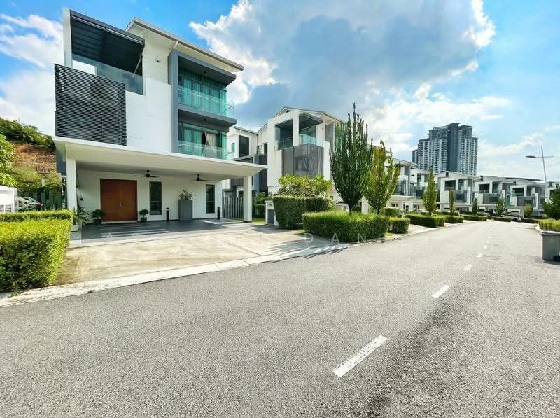 Bungalow House for Sale in Cyberjaya (Selangor) - Ashraff Daniel - PropertyGuru.com.my