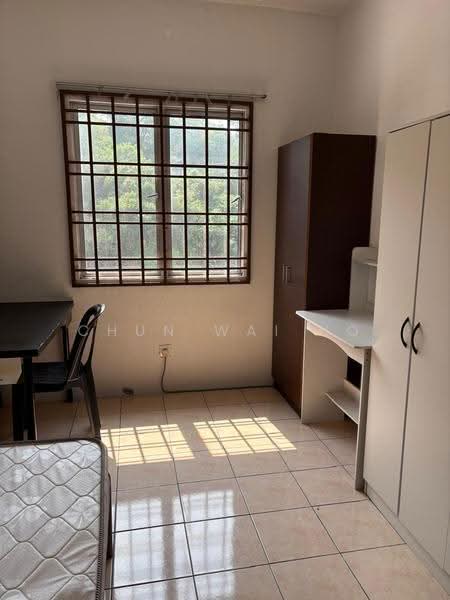 Kondominium untuk Disewa di Angkasa Condominiums - Chun Wai Ho - Bedroom - PropertyGuru.com.my