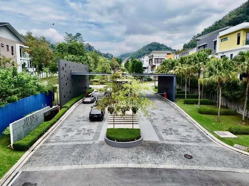 Rumah Berkembar untuk Dijual di Ampang Jaya (Ampang) - Masnizah Arifin - Exterior - PropertyGuru.com.my