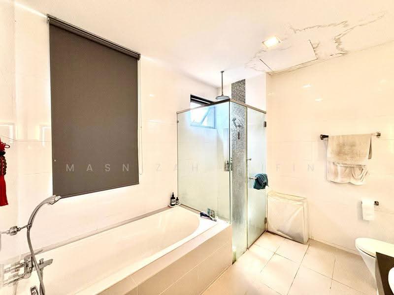 Rumah Berkembar untuk Dijual di Ampang Jaya (Ampang) - Masnizah Arifin - Bathroom - PropertyGuru.com.my