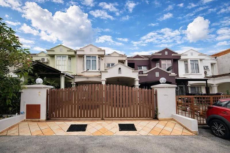 Terraced House for Sale in Shah Alam (Selangor) - Salawati Busro - Exterior - PropertyGuru.com.my