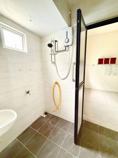 Semi-Detached House for Sale in Taman Tasik Semenyih (Semenyih) - Mahafiz . - PropertyGuru.com.my