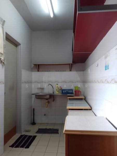 Apartment for Sale at Palma Puteri - Siti Hajar - Kitchen - PropertyGuru.com.my