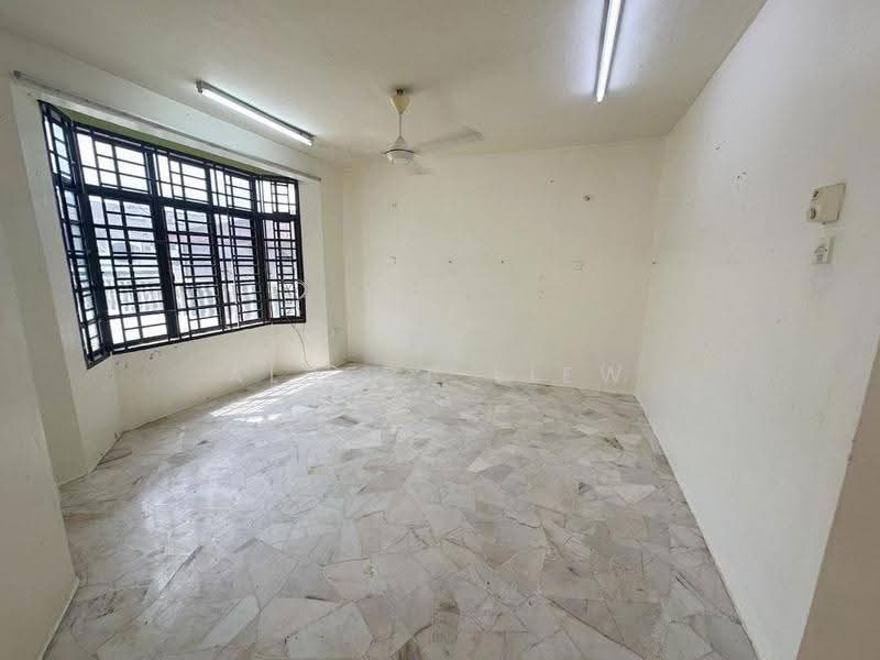 Rumah Teres 2-Tingkat untuk Dijual di Skudai (Johor) - Albert Liew - Living Room - PropertyGuru.com.my
