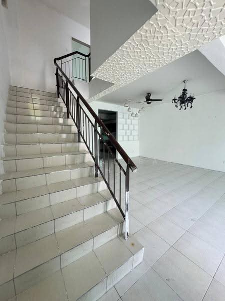 2-storey Terraced House for Sale in Sungai Buloh (Selangor) - Nur Adibah Ishak - PropertyGuru.com.my