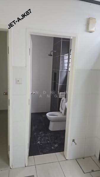 Rumah Teres 3-Tingkat untuk Disewa di Shah Alam (Selangor) - Andrew Ang - Bathroom - PropertyGuru.com.my