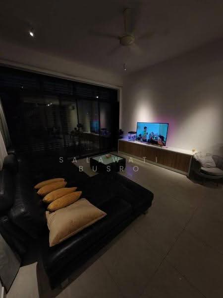 Rumah Teres 3-Tingkat untuk Dijual di Cyberjaya (Selangor) - Salawati Busro - Living Room - PropertyGuru.com.my