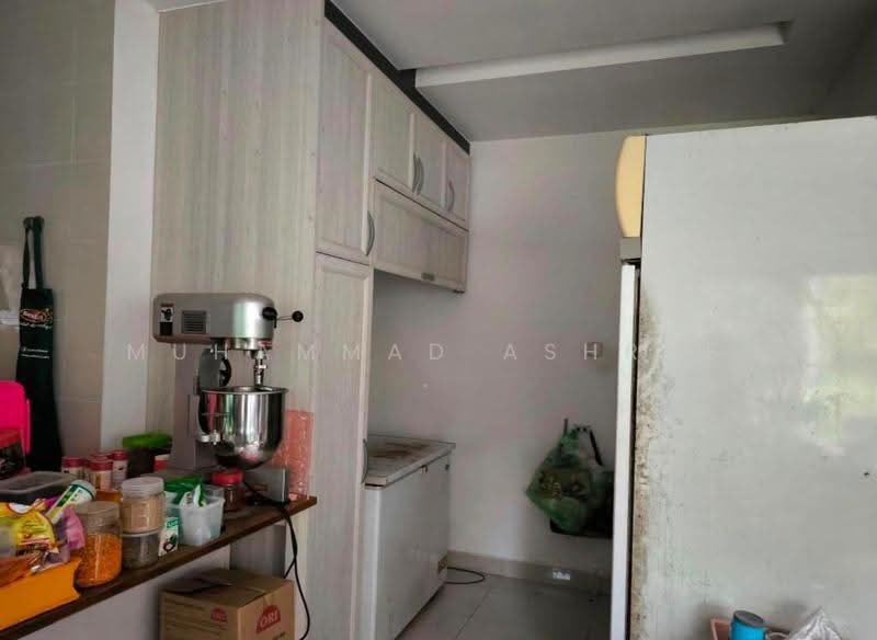 Rumah Berkembar untuk Dijual di Perdana Lakeview East (Cyberjaya) - Muhammad Ashraf . - Kitchen - PropertyGuru.com.my
