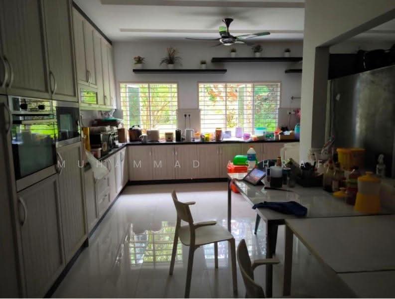 Rumah Berkembar untuk Dijual di Perdana Lakeview East (Cyberjaya) - Muhammad Ashraf . - Kitchen - PropertyGuru.com.my