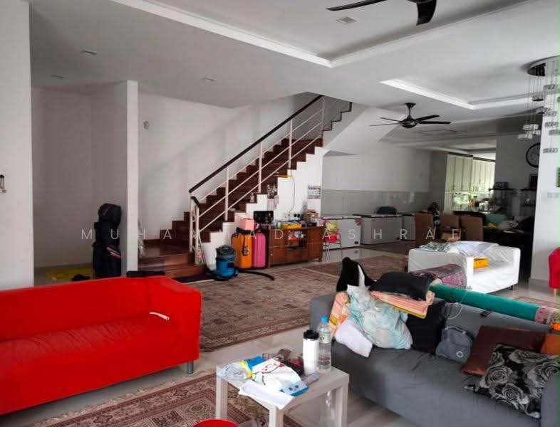 Rumah Berkembar untuk Dijual di Perdana Lakeview East (Cyberjaya) - Muhammad Ashraf . - Living Room - PropertyGuru.com.my