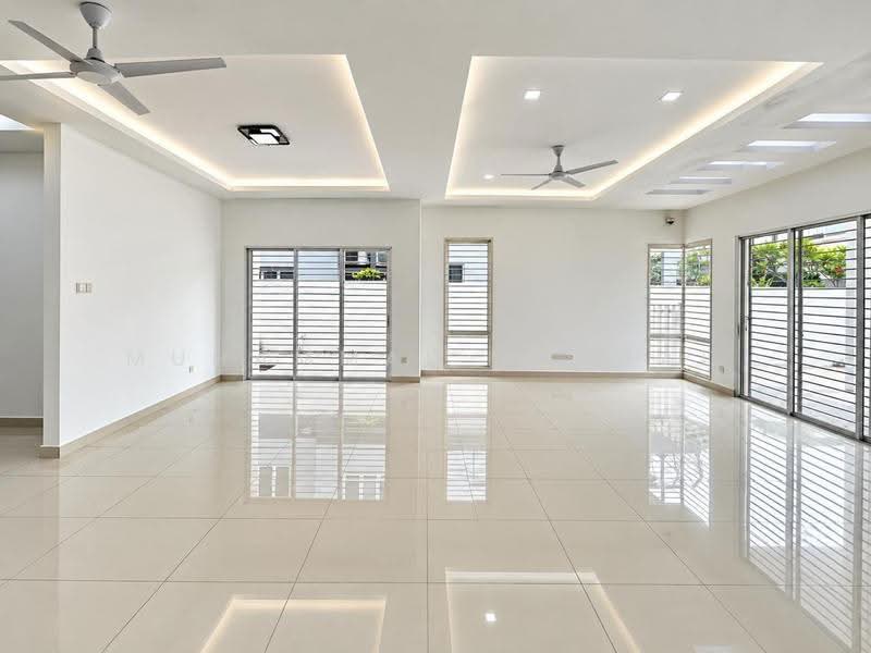 Semi-Detached House for Sale in Perdana Lakeview East (Cyberjaya) - Muhammad Ashraf . - Living Room - PropertyGuru.com.my