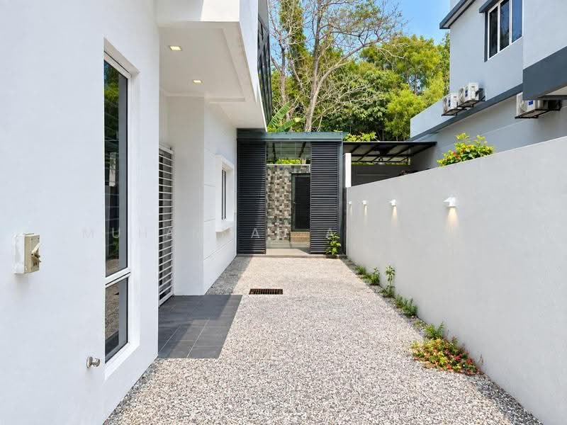 Semi-Detached House for Sale in Perdana Lakeview East (Cyberjaya) - Muhammad Ashraf . - Exterior - PropertyGuru.com.my