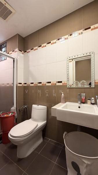 Rumah Teres 2.5-Tingkat untuk Dijual di Bandar Sri Damansara (Selangor) - Vincent Tan - Bathroom - PropertyGuru.com.my