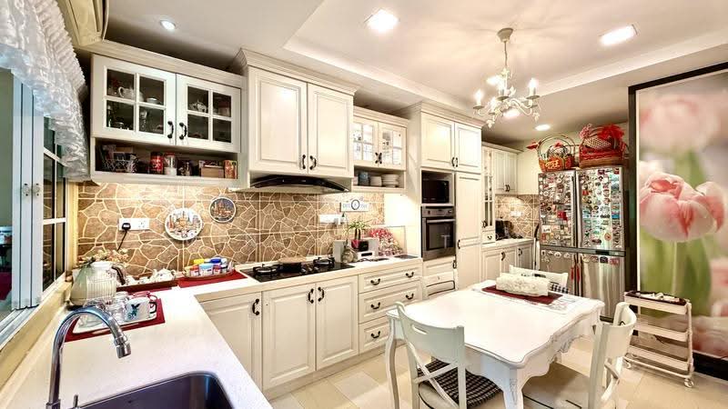 Rumah Teres 2.5-Tingkat untuk Dijual di Bandar Sri Damansara (Selangor) - Vincent Tan - Kitchen - PropertyGuru.com.my