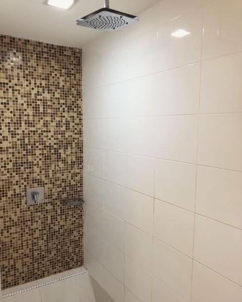 Kediaman Servis untuk Disewa di Solaris Dutamas - Manny Lum - Bathroom - PropertyGuru.com.my
