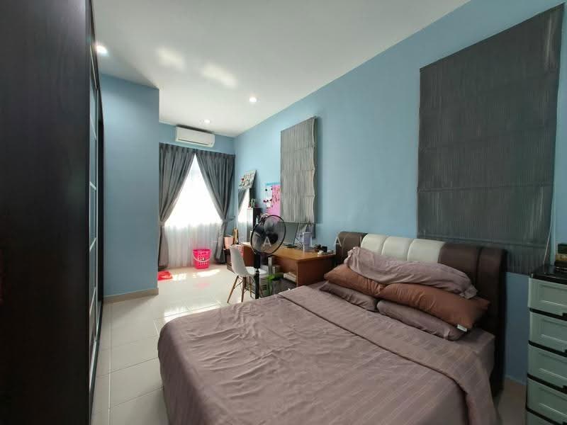 Flat for Rent at Taman Ehsan Jaya - Thea Lai - PropertyGuru.com.my