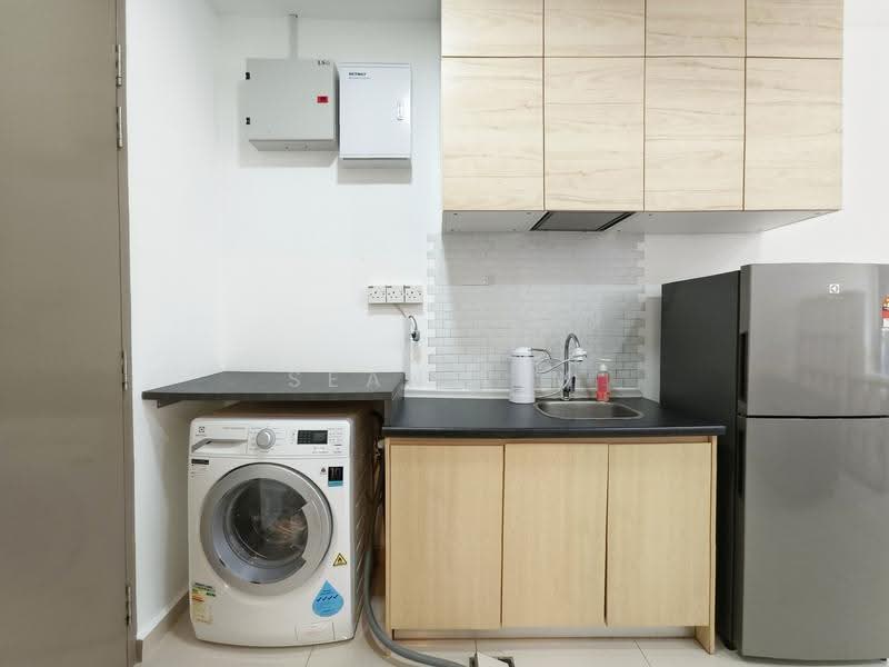Service Residence for Sale at Pinnacle Petaling Jaya - Sean Lim - Kitchen - PropertyGuru.com.my
