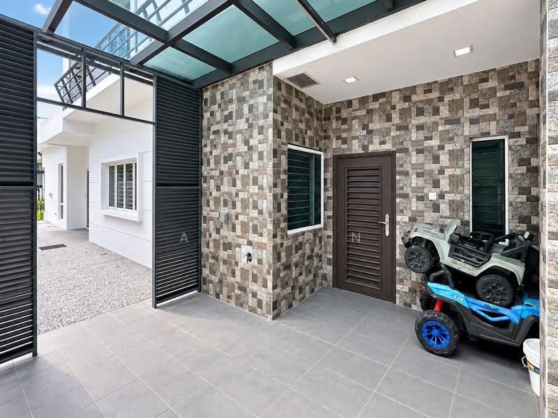 Semi-Detached House for Sale in Perdana Lakeview East (Cyberjaya) - Aizuddin bin Ahmad - PropertyGuru.com.my